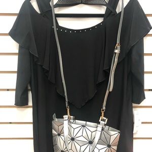 Ladies cold-shoulder top